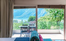 Panoramic Studio Lake View